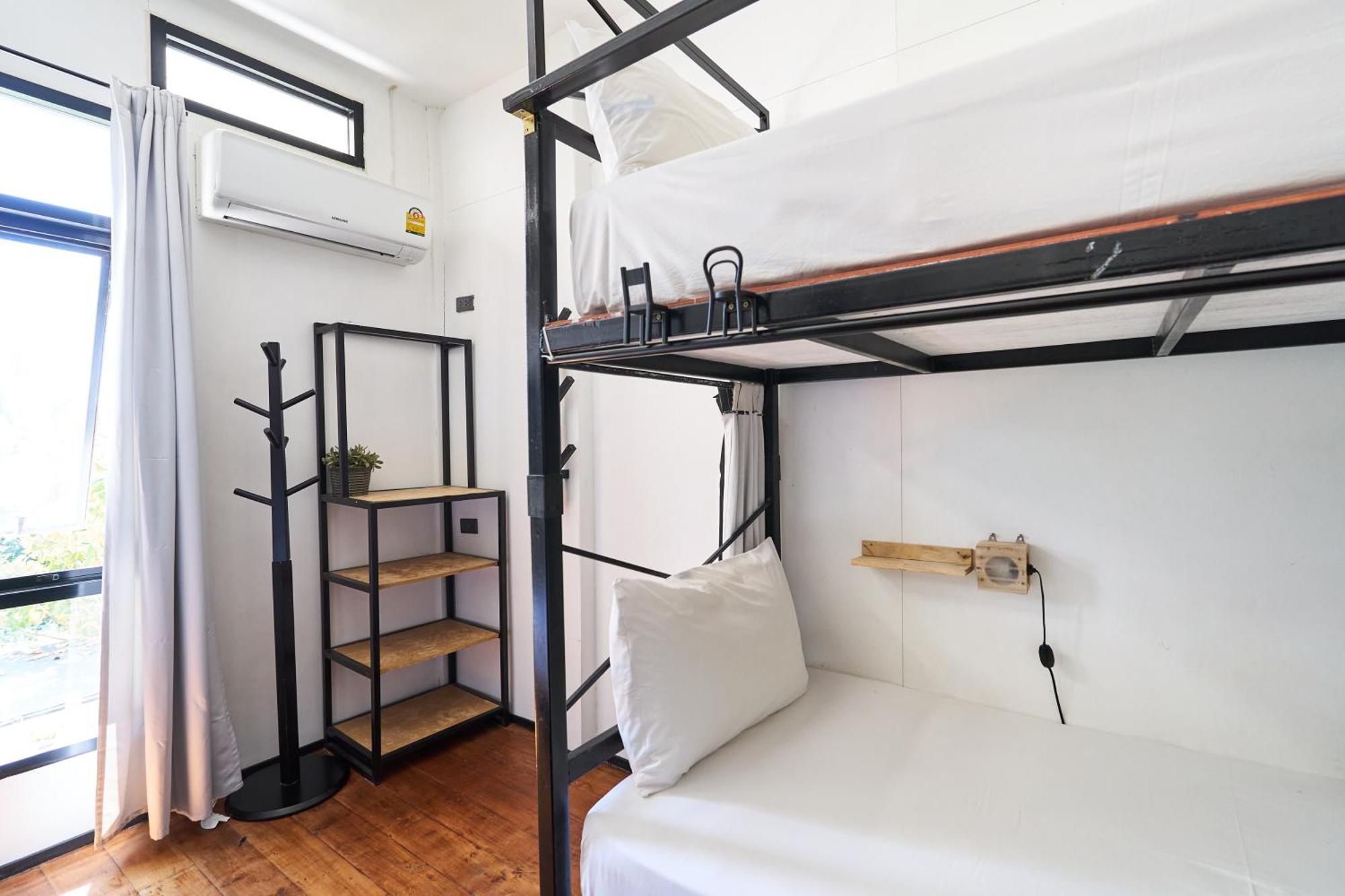 Hostal Sherloft & Chiang Mai